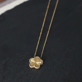 Collar Flor Oro de Encanto